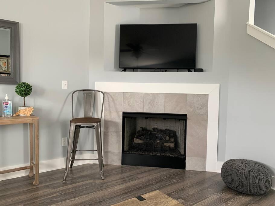 Newly Built Townhome Close To The Asheville Sites Candler Εξωτερικό φωτογραφία
