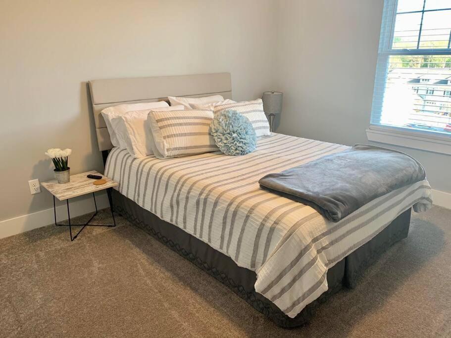 Newly Built Townhome Close To The Asheville Sites Candler Εξωτερικό φωτογραφία